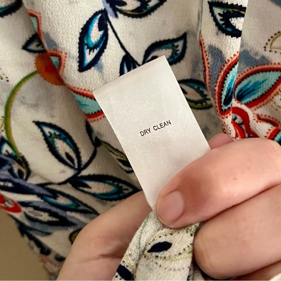 Daniel Rainn Floral Blouse - Picture 8 of 8